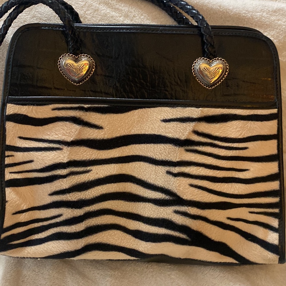 WOW! MARC CHANTAL super trend leather bag with faux fur sides makes a statement!
